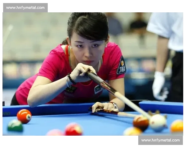 潘晓婷精彩瞬间展现巅峰技艺 无懈可击的台球女神风采