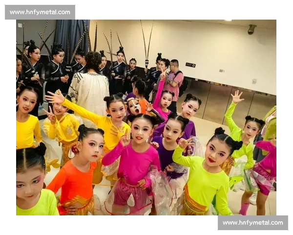 沈阳舞蹈比赛盛大开幕 展现舞者风采和无限创意的精彩时刻